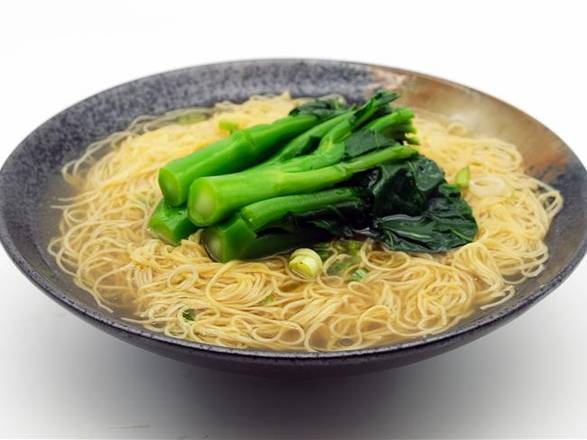 M17 Vegetable & Noodle Soup 菜遠湯麵
